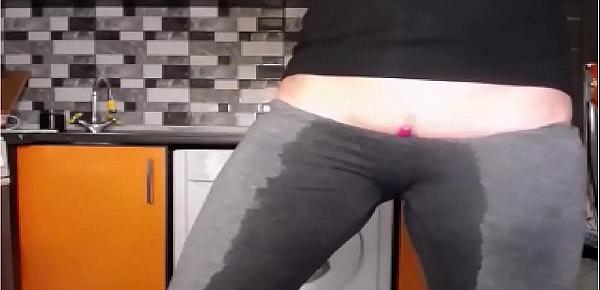  Amazing Strong Squirts wet Leggings
